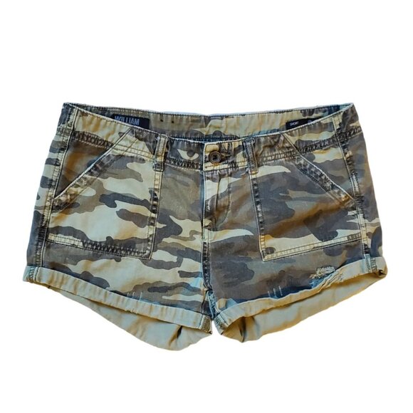 Camo Shorts - William Rast Brand - Picture 1 of 2